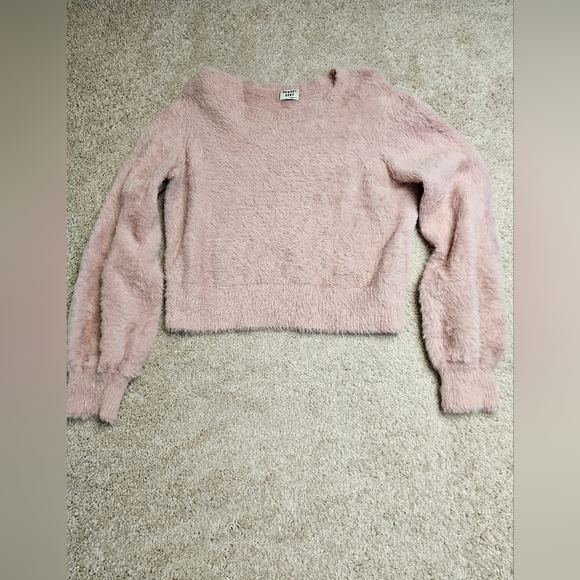 Aritzia Sunday Best Kitten Sweater Size M blush pink - Picture 1 of 4